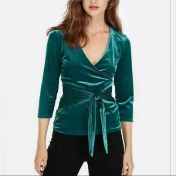 NWT! Express Emerald Desire Velvet Soft Women's Top Size Small - Picture 9 of 11